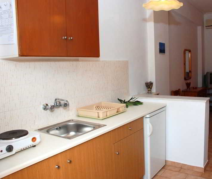 Eleni'S Garden & Castello Suites Alikanász Kültér fotó