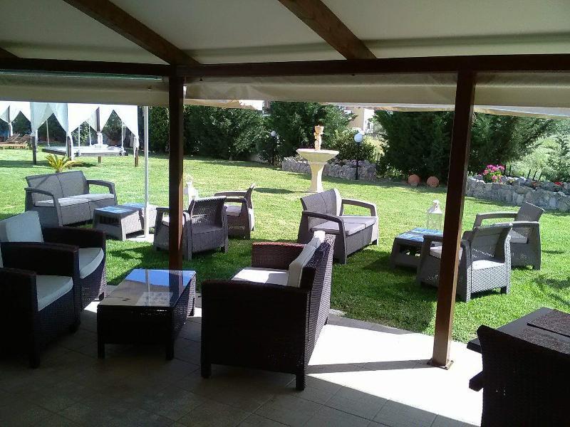 Eleni'S Garden & Castello Suites Alikanász Kültér fotó