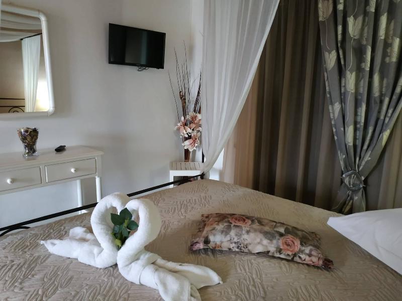 Eleni'S Garden & Castello Suites Alikanász Kültér fotó
