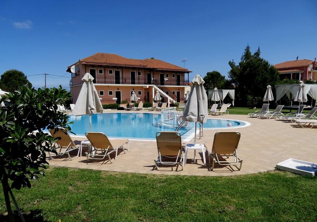 Eleni'S Garden & Castello Suites Alikanász Kültér fotó