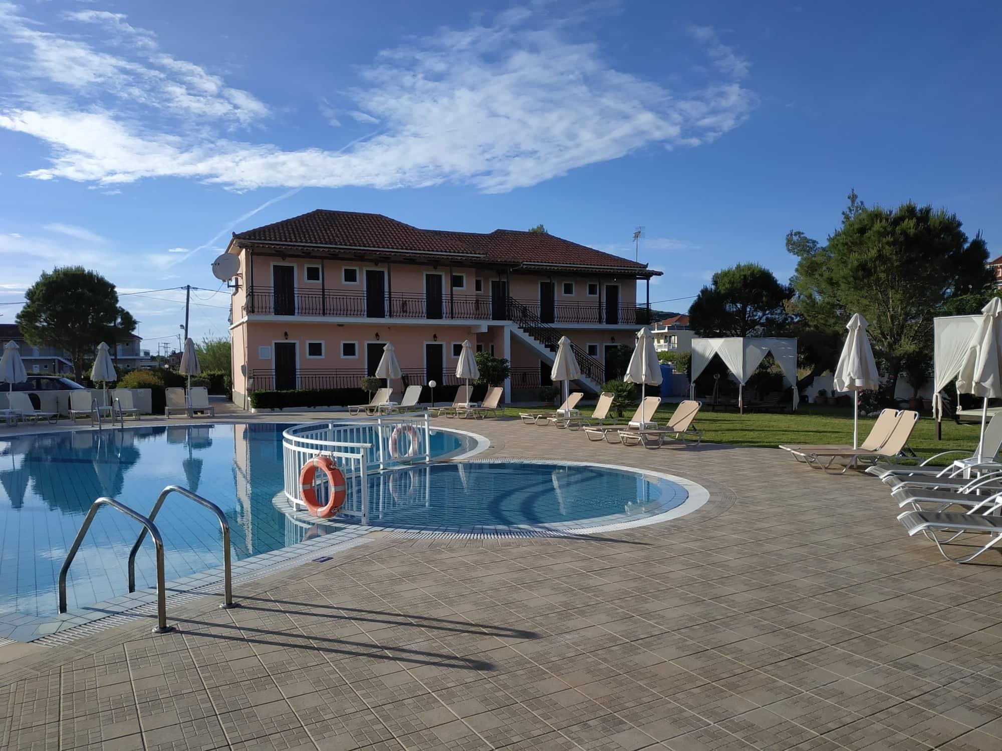 Eleni'S Garden & Castello Suites Alikanász Kültér fotó